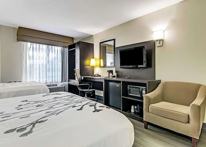 Sleep Near I-80 And I-94 Inn Lansing