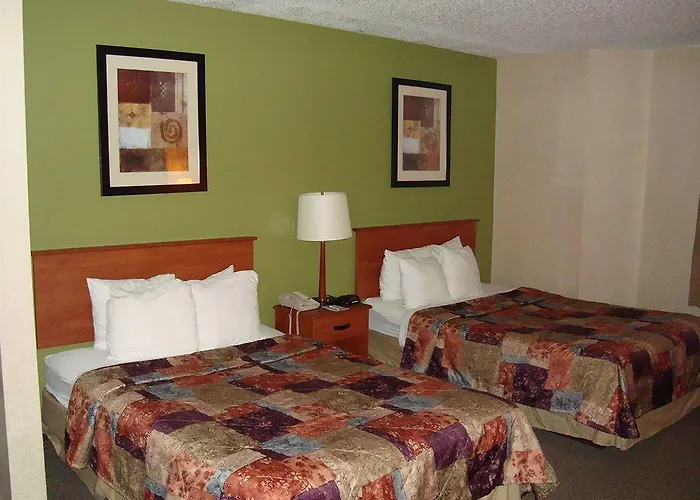 Sleep Near I-80 And I-94 Inn 4*